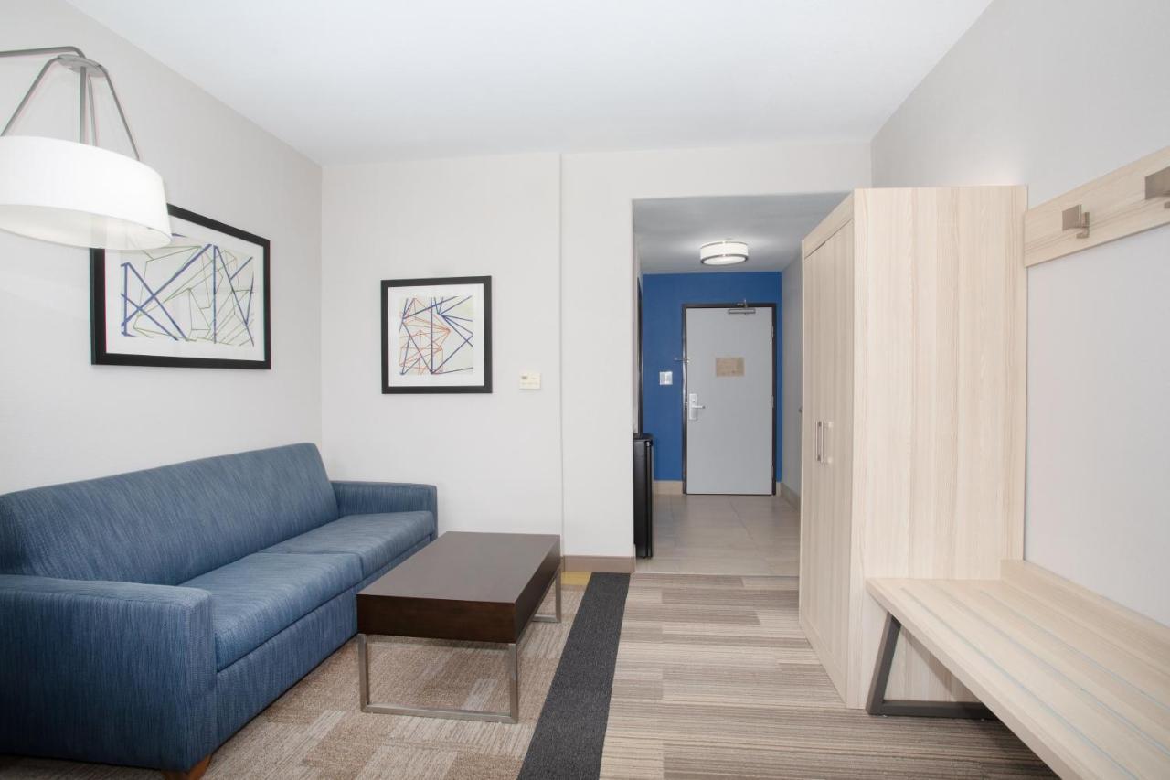 Holiday Inn Express & Suites Phoenix Glendale Dist By Ihg Zimmer foto