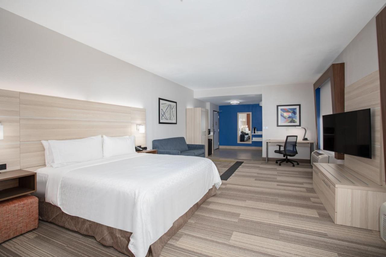 Holiday Inn Express & Suites Phoenix Glendale Dist By Ihg Zimmer foto