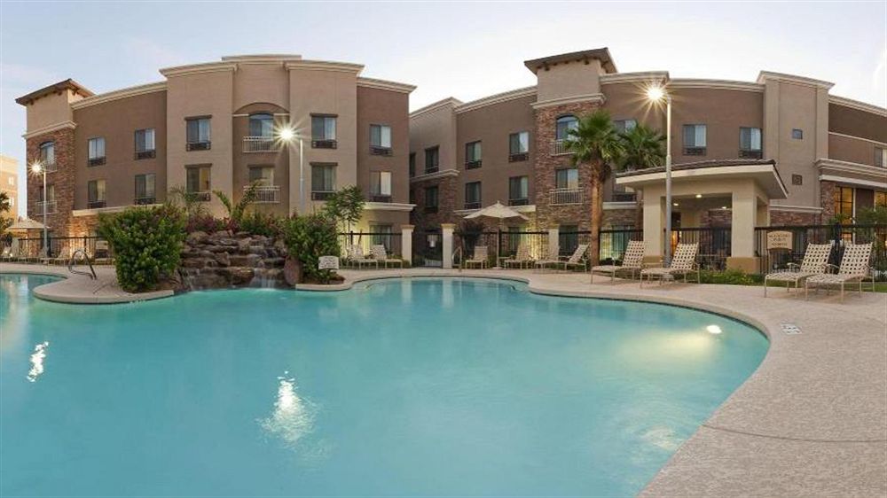 Holiday Inn Express & Suites Phoenix Glendale Dist By Ihg Exterior foto